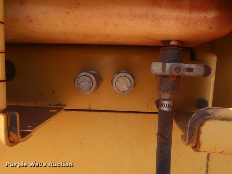 image for item DJ1925 2007 Caterpillar D6K LGP  dozer