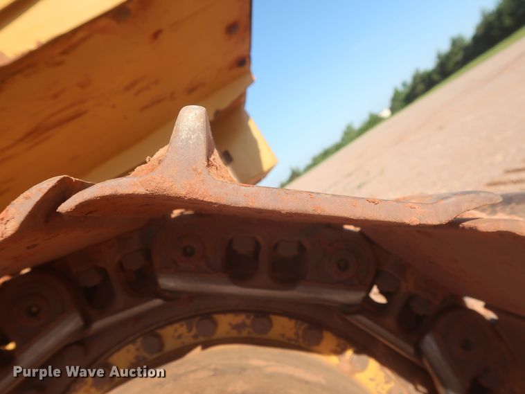 image for item DJ1925 2007 Caterpillar D6K LGP  dozer