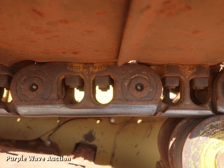 image for item DJ1925 2007 Caterpillar D6K LGP  dozer