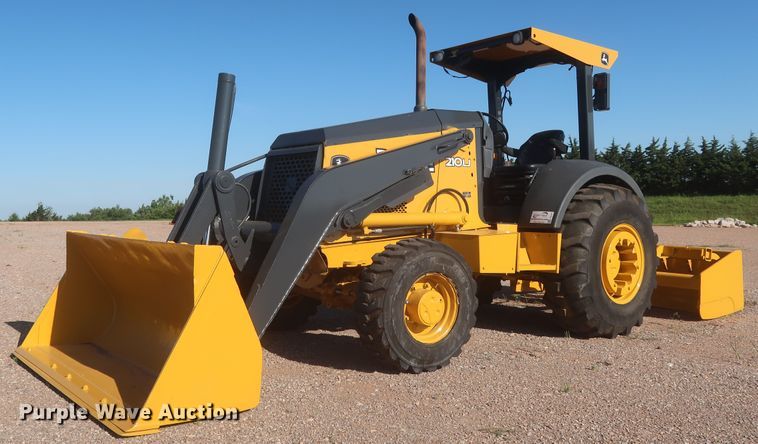 image for item DJ1927 2010 John Deere 210LJ  landscape tractor