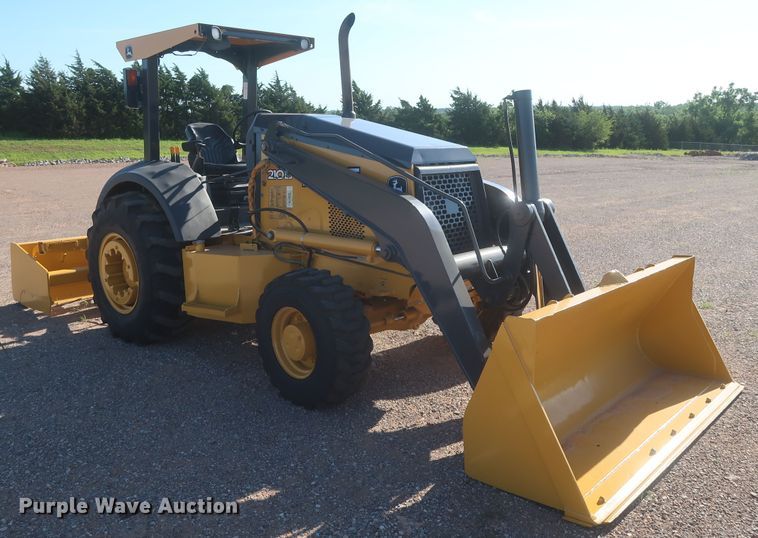 image for item DJ1927 2010 John Deere 210LJ  landscape tractor