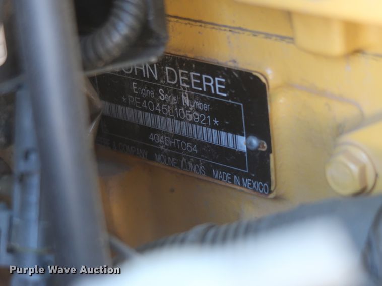 image for item DJ1927 2010 John Deere 210LJ  landscape tractor