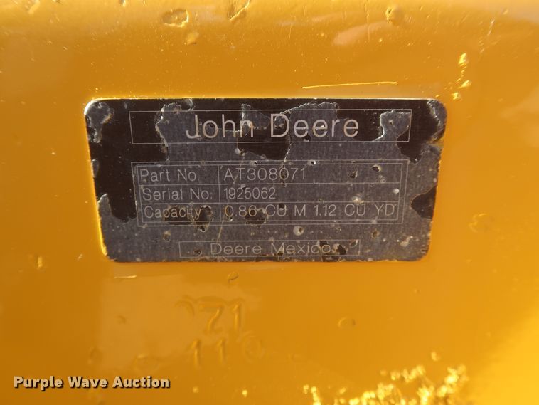 image for item DJ1927 2010 John Deere 210LJ  landscape tractor