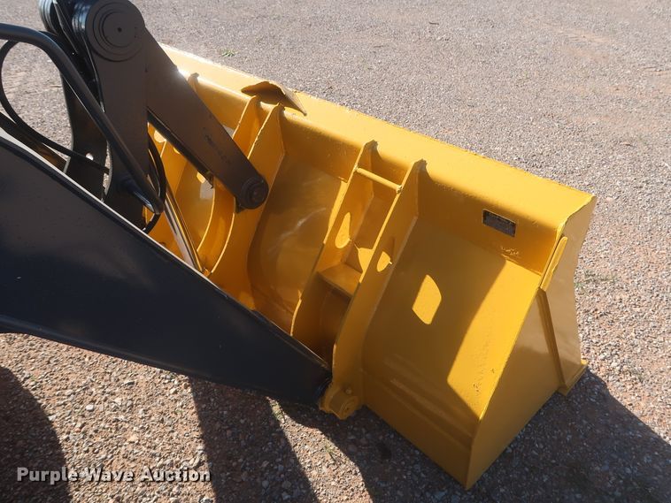 image for item DJ1927 2010 John Deere 210LJ  landscape tractor