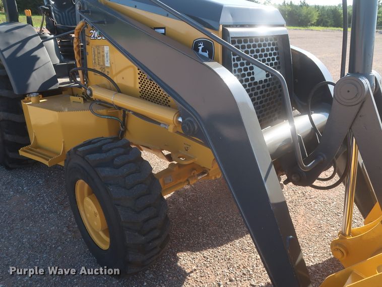 image for item DJ1927 2010 John Deere 210LJ  landscape tractor