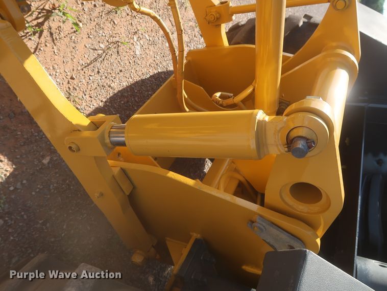 image for item DJ1927 2010 John Deere 210LJ  landscape tractor