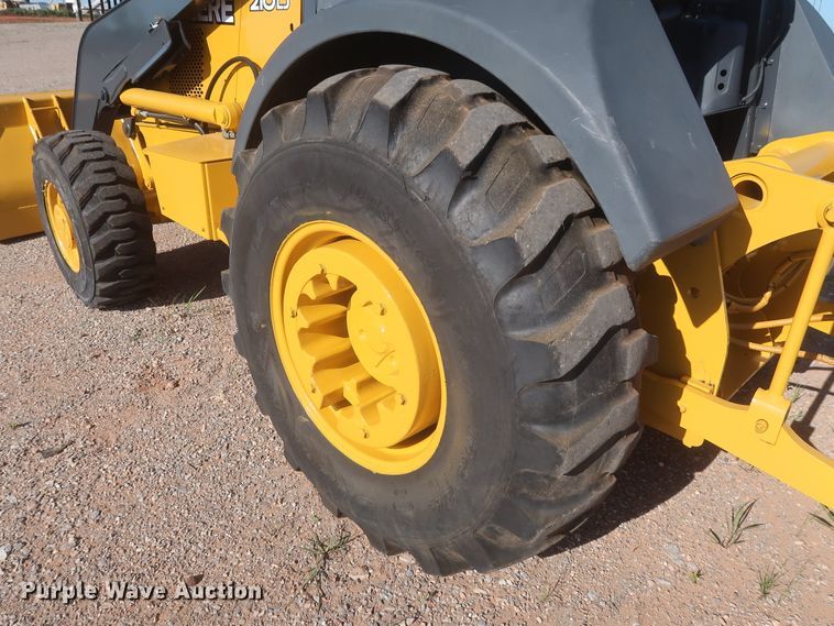 image for item DJ1927 2010 John Deere 210LJ  landscape tractor