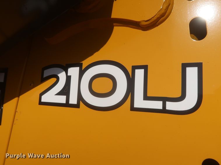 image for item DJ1927 2010 John Deere 210LJ  landscape tractor