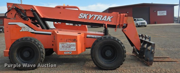 image for item DJ8476 2006 JLG 6042  telehandler