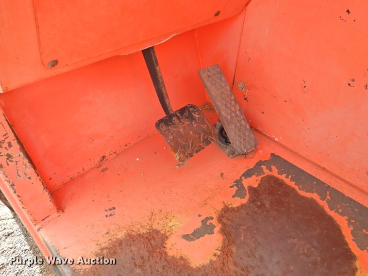 image for item DJ8476 2006 JLG 6042  telehandler