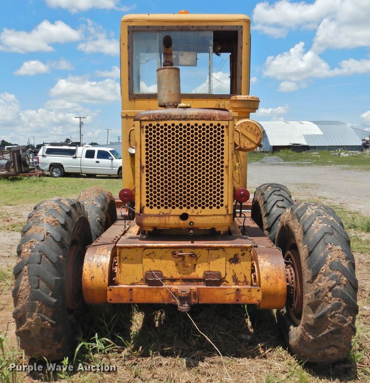 image for item DK2242 1968 Caterpillar 112F  rigid frame motor grader