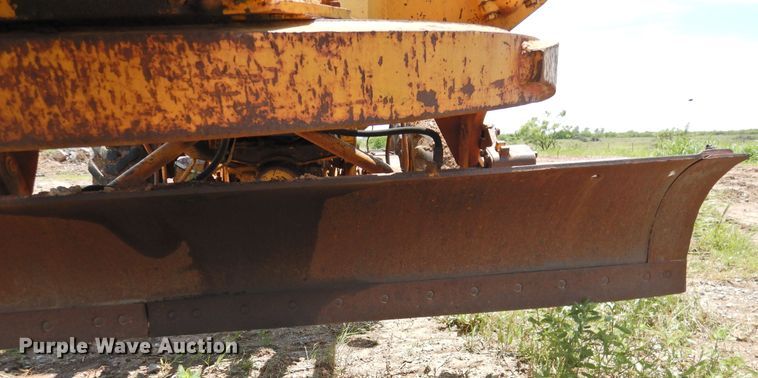 image for item DK2242 1968 Caterpillar 112F  rigid frame motor grader