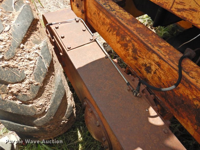 image for item DK2242 1968 Caterpillar 112F  rigid frame motor grader