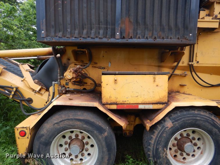 image for item DK5689 2004 Vermeer HG6000  horizontal grinder