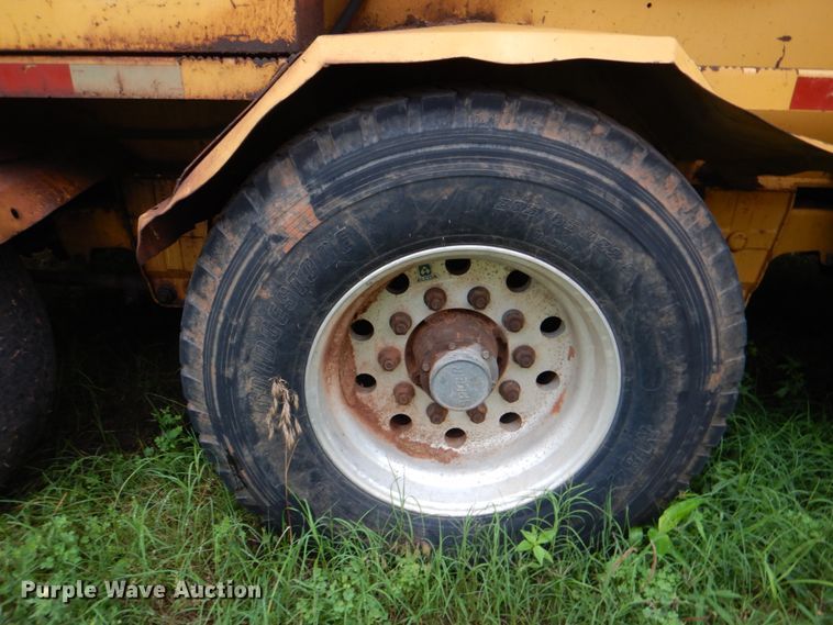 image for item DK5689 2004 Vermeer HG6000  horizontal grinder