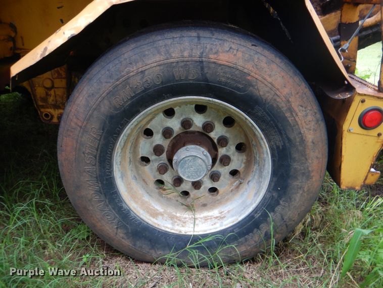 image for item DK5689 2004 Vermeer HG6000  horizontal grinder