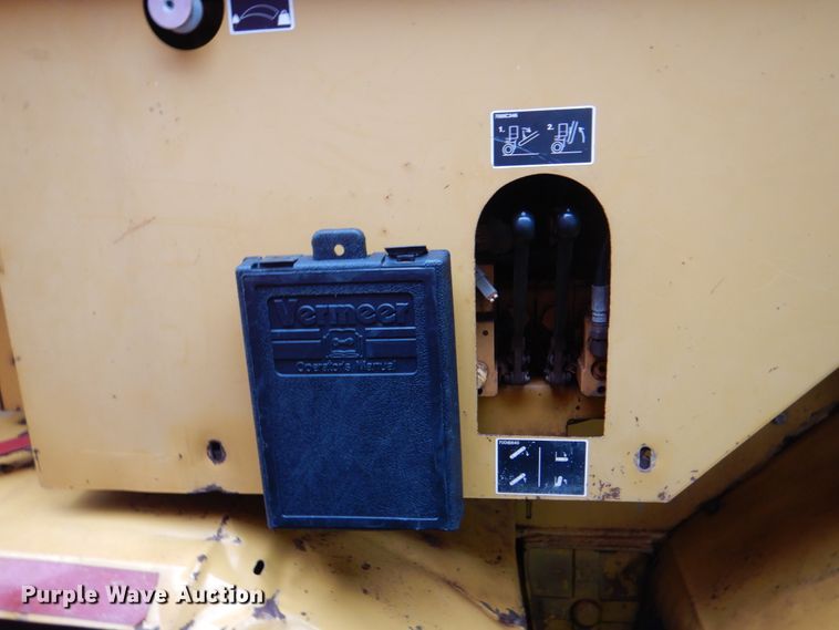 image for item DK5689 2004 Vermeer HG6000  horizontal grinder