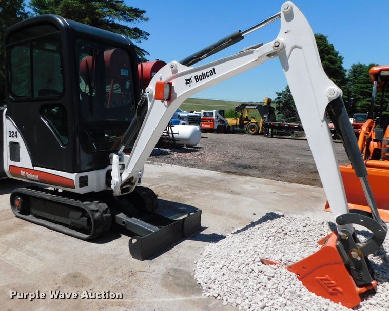 image for item DK8559 2012 Bobcat 324  mini excavator