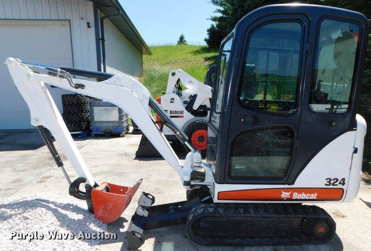 image for item DK8559 2012 Bobcat 324  mini excavator