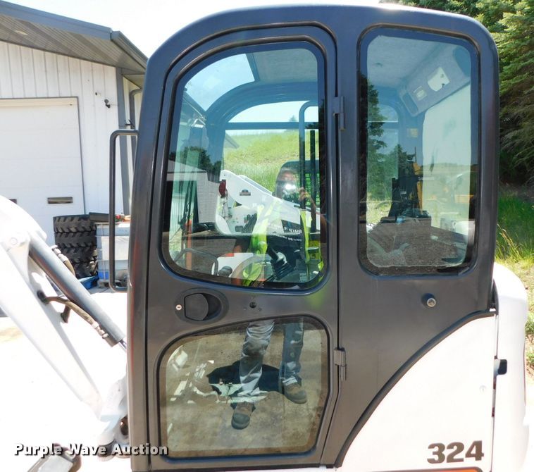 image for item DK8559 2012 Bobcat 324  mini excavator