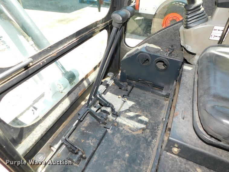 image for item DK8559 2012 Bobcat 324  mini excavator