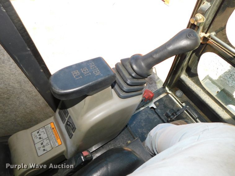 image for item DK8559 2012 Bobcat 324  mini excavator