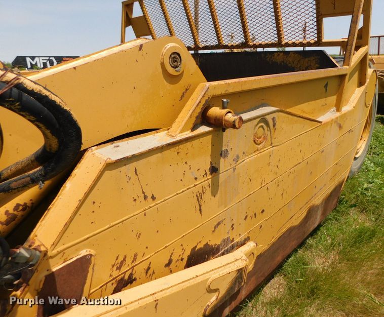 image for item DK8562 2003 Noble 417B  scraper