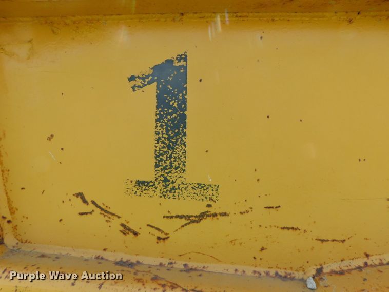 image for item DK8562 2003 Noble 417B  scraper