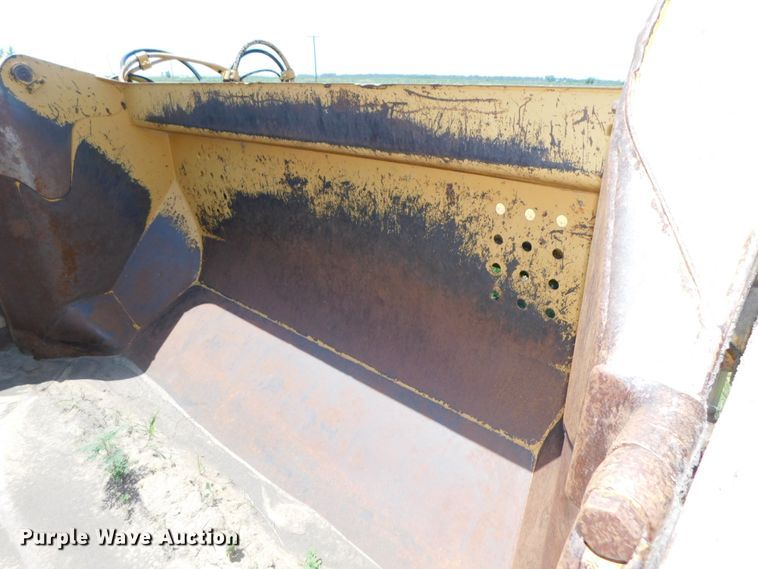 image for item DK8562 2003 Noble 417B  scraper