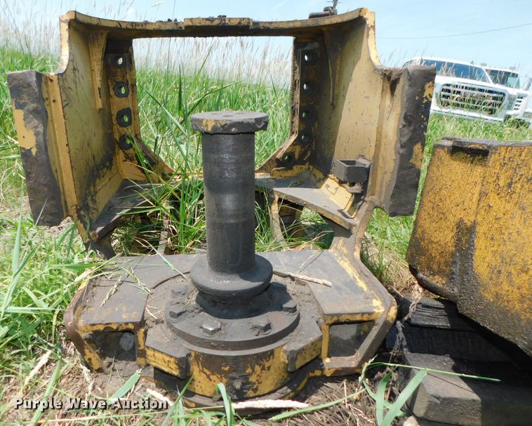 image for item DK8562 2003 Noble 417B  scraper