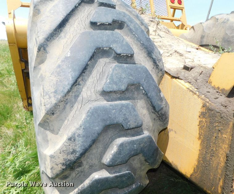 image for item DK8562 2003 Noble 417B  scraper