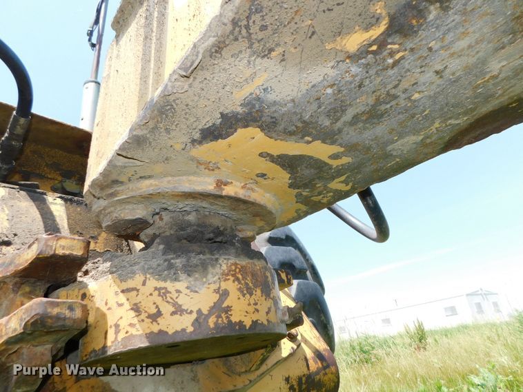 image for item DK8563 2003 Noble 417B  scraper