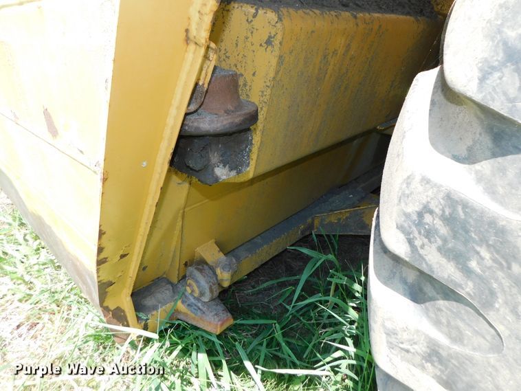 image for item DK8563 2003 Noble 417B  scraper