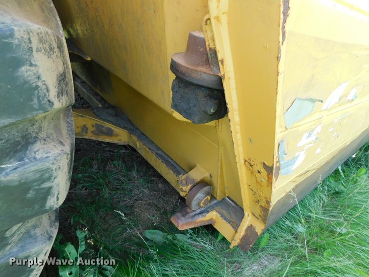 image for item DK8563 2003 Noble 417B  scraper