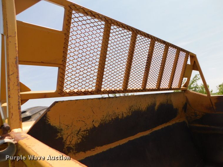 image for item DK8563 2003 Noble 417B  scraper