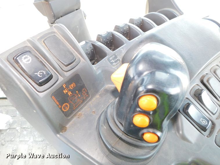 image for item DK8564 2014 Challenger MT845E  tractor