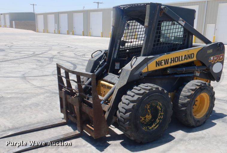image for item DL0355 2008 New Holland L170  skid steer