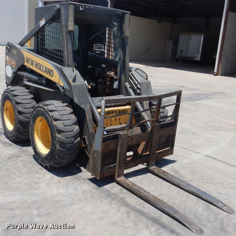 image for item DL0355 2008 New Holland L170  skid steer
