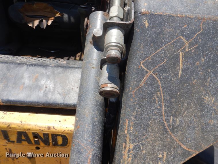 image for item DL0355 2008 New Holland L170  skid steer