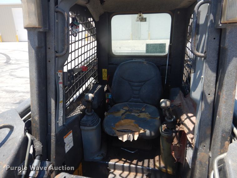 image for item DL0355 2008 New Holland L170  skid steer