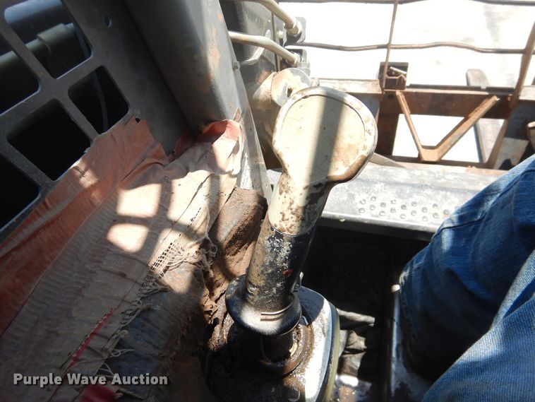 image for item DL0355 2008 New Holland L170  skid steer