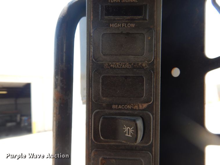 image for item DL0355 2008 New Holland L170  skid steer