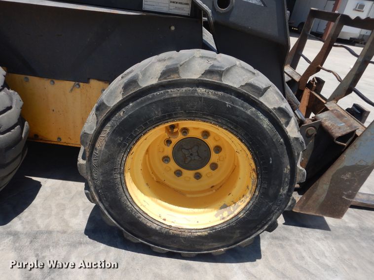 image for item DL0355 2008 New Holland L170  skid steer