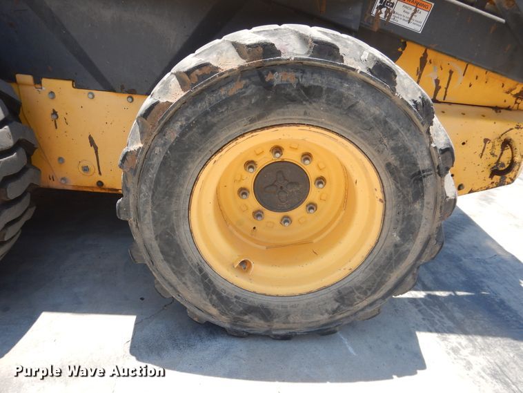 image for item DL0355 2008 New Holland L170  skid steer