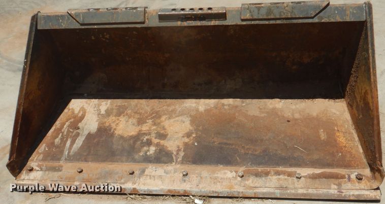 image for item DL0355 2008 New Holland L170  skid steer