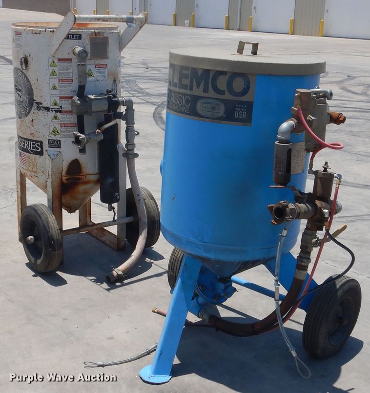 image for item DL0356 Sand blasting pots