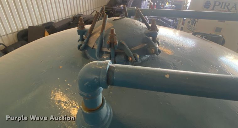 image for item DL0357 Sand blasting pot trailer