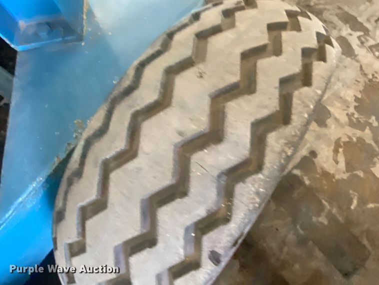 image for item DL0357 Sand blasting pot trailer