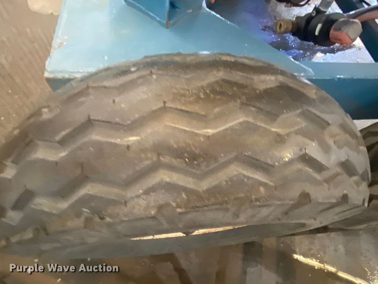 image for item DL0357 Sand blasting pot trailer