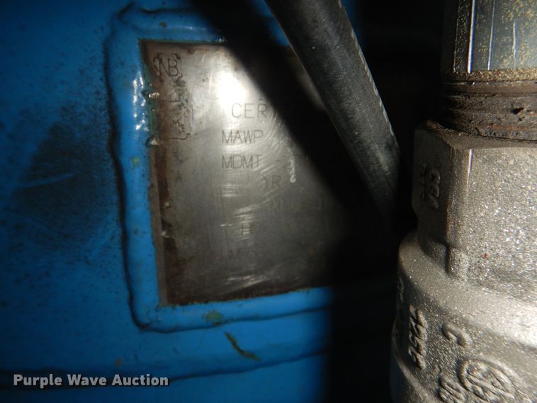 image for item DL0358 2019 Clemco 2452  sandblasting pots